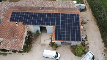 Pose de panneaux photovoltaïques à Générac